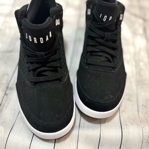 Jordan Black and White High-Top Sneakers size 8
